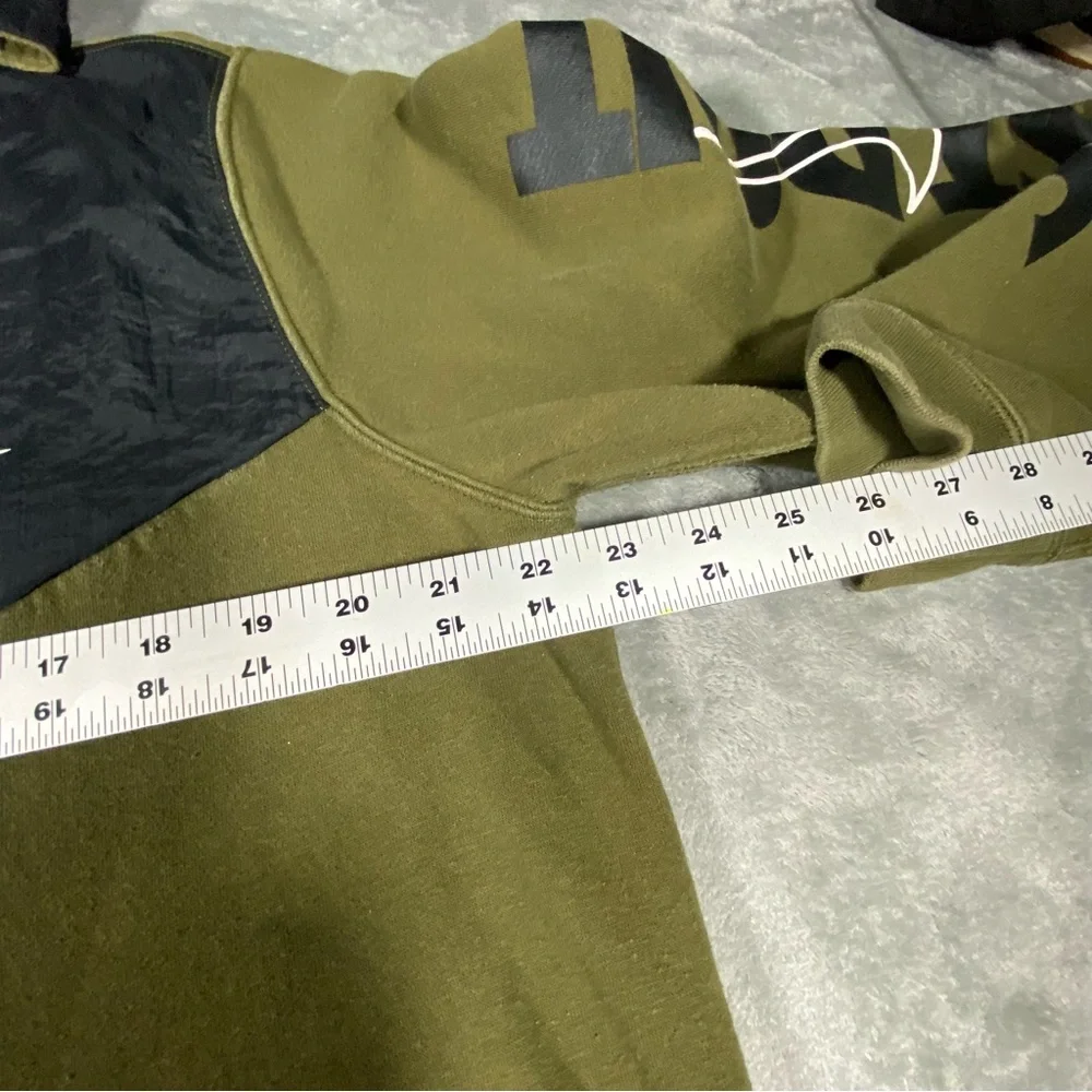 Nike Jacket Men’s Large Olive Green Hood Spell Out Sleeve Polar Fleece HBR Sport - Picture 8 of 13